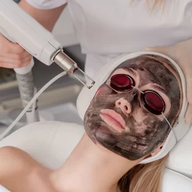 PEELING WĘGLOWY