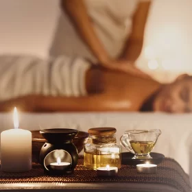 MASAŻE AROMATERAPEUTYCZNE