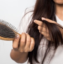 Jak zapobiec nadmiernemu wypadaniu włosów? 5 najskuteczniejszych sposobów