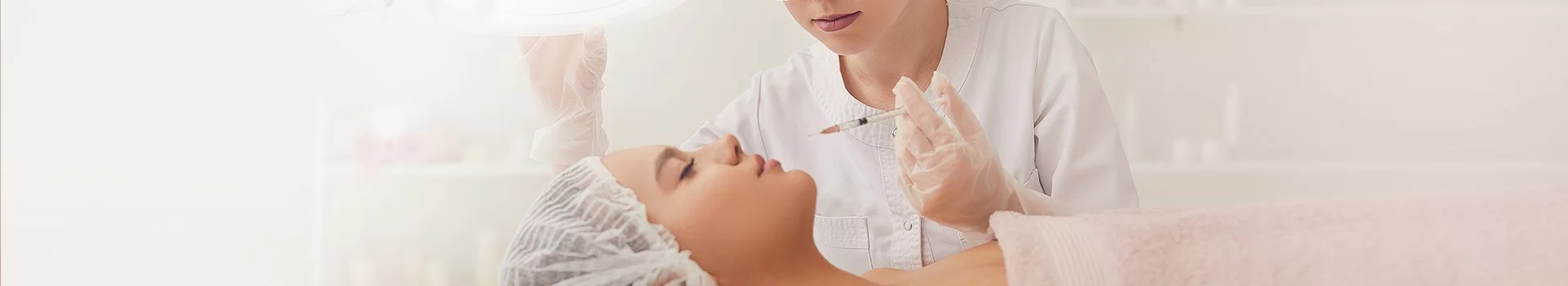 Powiększanie i modelowanie ust kwasem hialuronowym